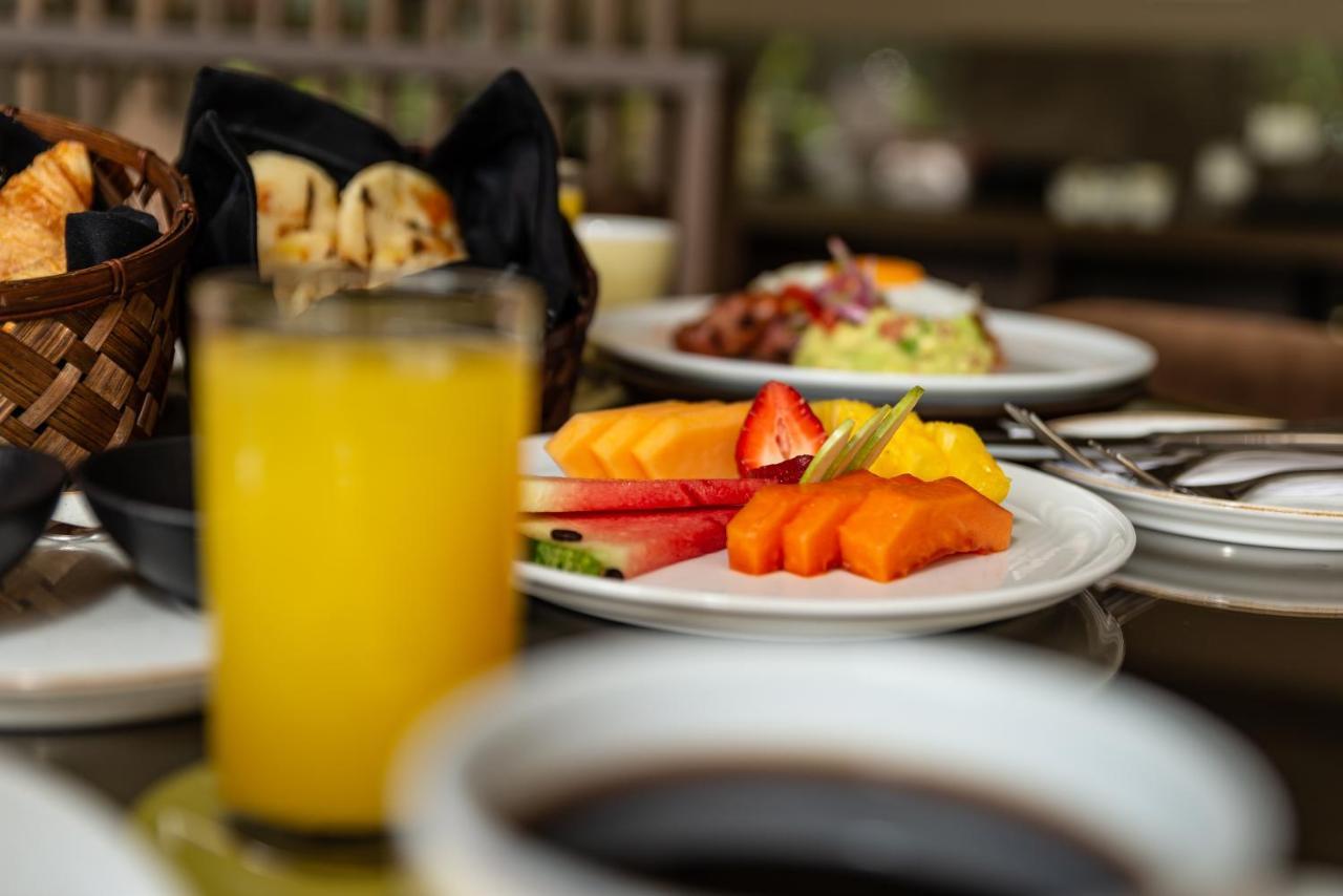 Hotel York Luxury Suites Medellin By Preferred Luaran gambar A fruit salad