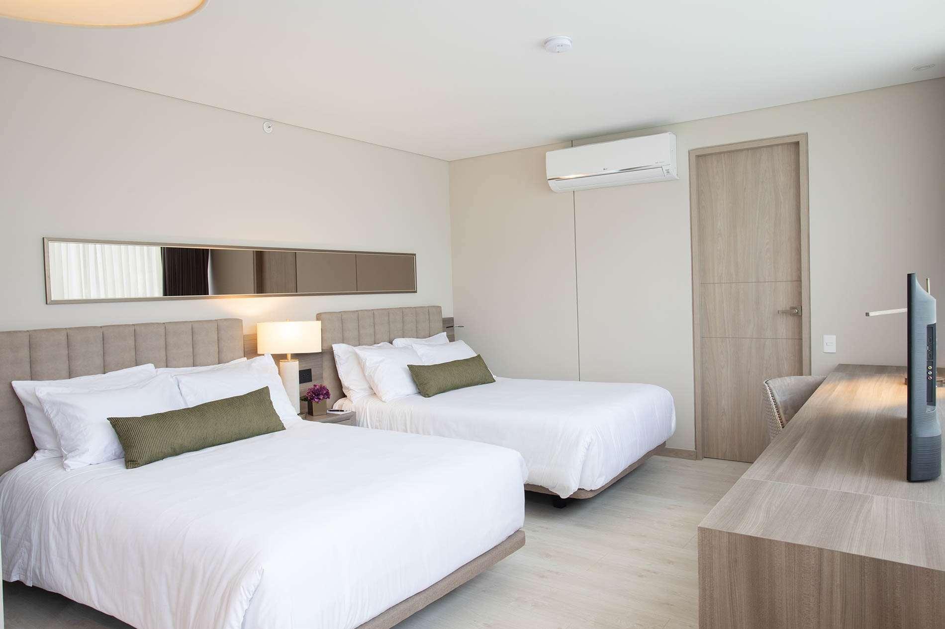Hotel York Luxury Suites Medellin By Preferred Luaran gambar A room at the hotel