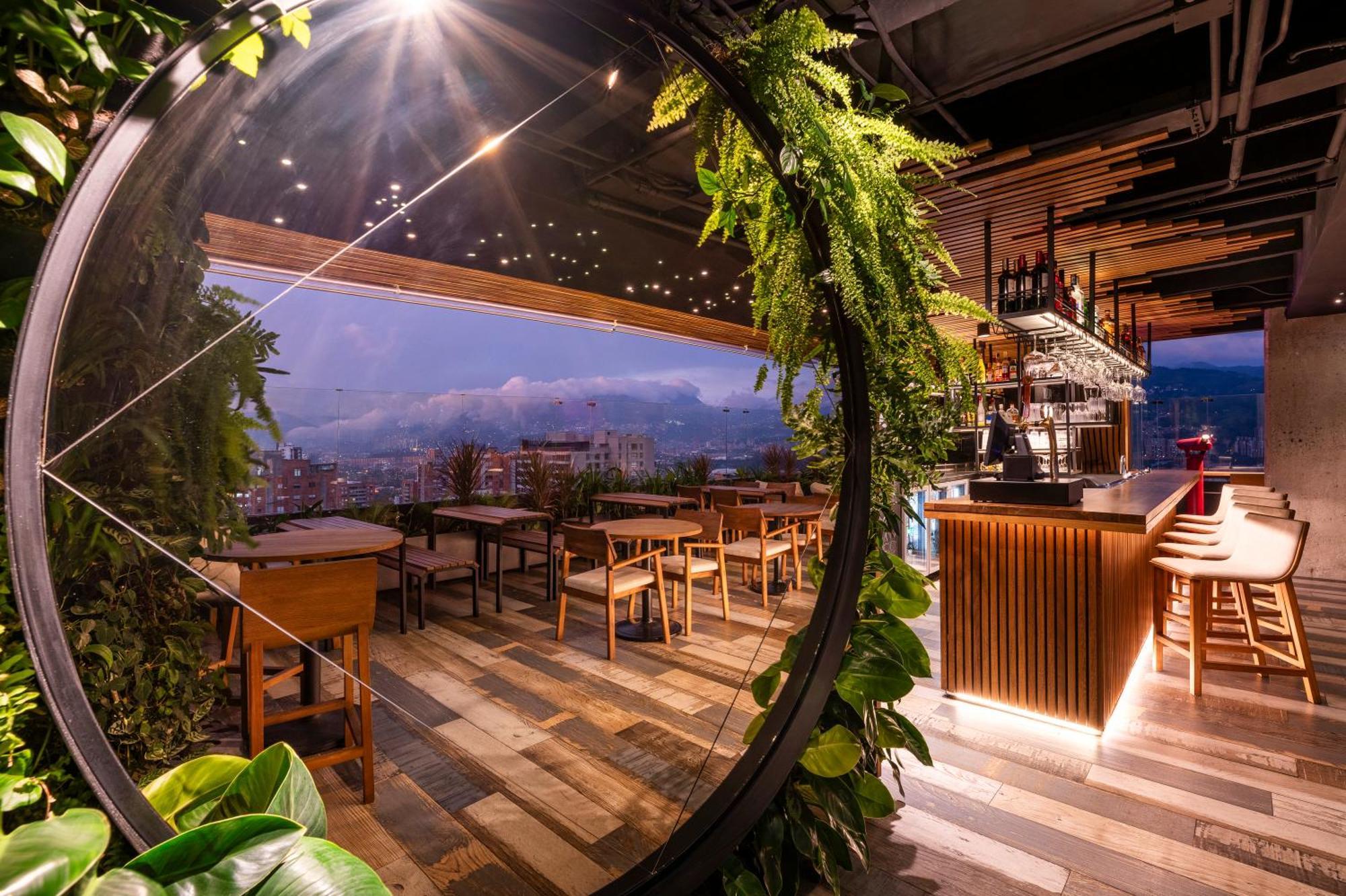 Hotel York Luxury Suites Medellin By Preferred Luaran gambar The interior of the Starbucks Reserve Roastery in Kyoto, Japan