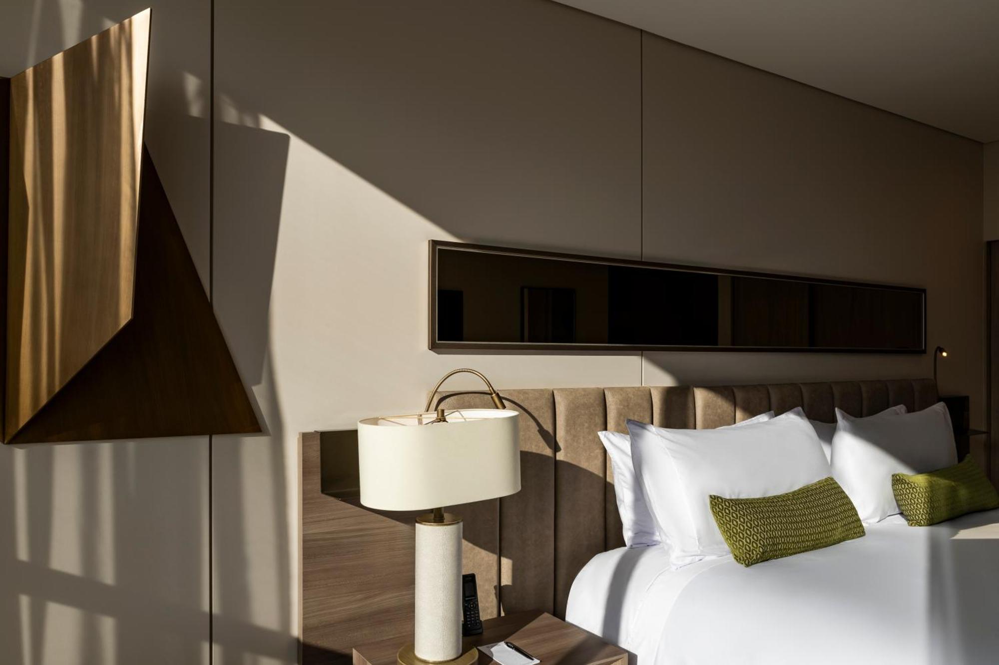 Hotel York Luxury Suites Medellin By Preferred Luaran gambar A bedroom at the hotel